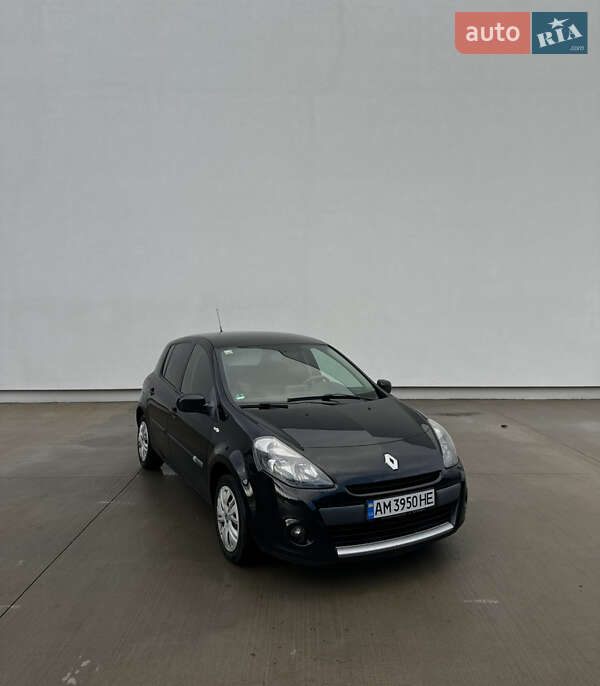 Хетчбек Renault Clio 2012 в Луцьку