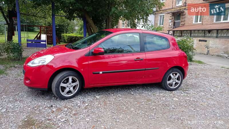 Renault Clio 2011