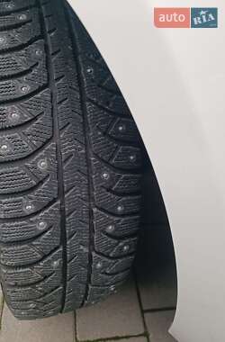 Хэтчбек Renault Clio 2012 в 