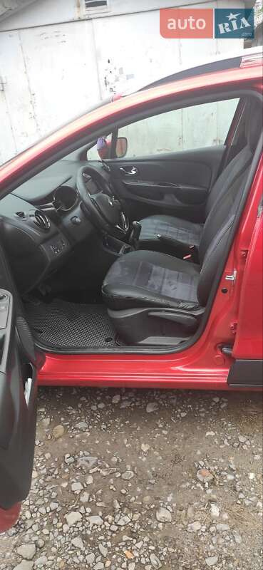 Универсал Renault Clio 2014 в Львове