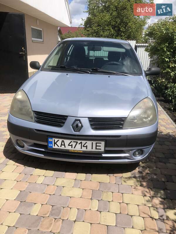 Хэтчбек Renault Clio 2005 в Киеве