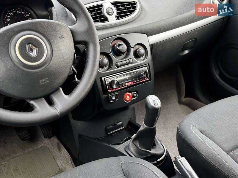 Універсал Renault Clio 2009 в Полтаві