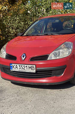 Хэтчбек Renault Clio 2008 в 