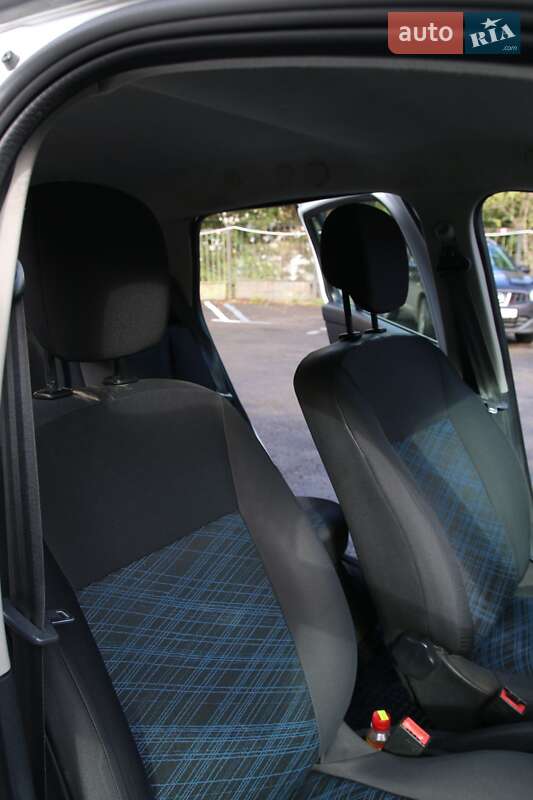 Хетчбек Renault Clio 2009 в Луцьку