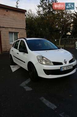 Хэтчбек Renault Clio 2009 в 