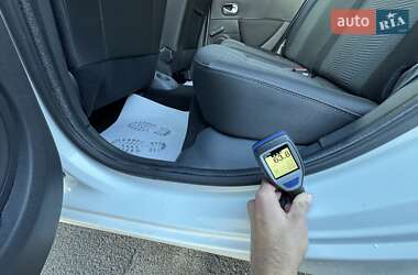 Універсал Renault Clio 2011 в 
