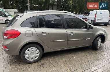 Універсал Renault Clio 2009 в 