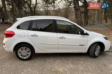 Универсал Renault Clio 2011 в 
