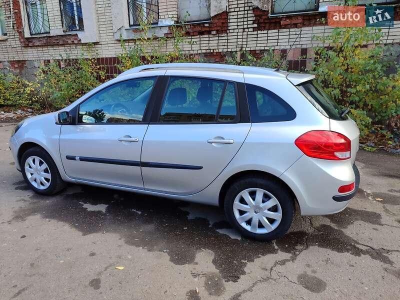 Универсал Renault Clio 2007 в Славянске