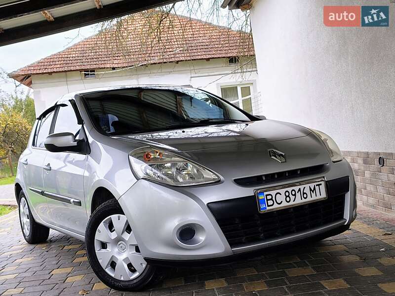 Хэтчбек Renault Clio 2010 в Бориславе