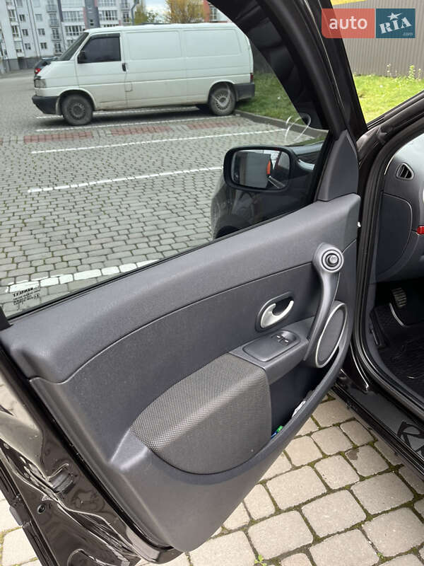 Хэтчбек Renault Clio 2007 в Ивано-Франковске фото 61 Хэтчбек Renault Clio 2007 в Ивано-Франковске