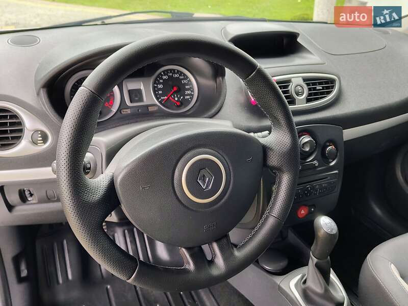 Хэтчбек Renault Clio 2010 в Бориславе