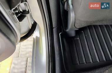 Хетчбек Renault Clio 2010 в 