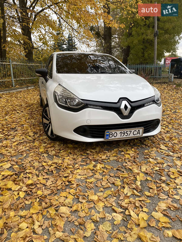 Хетчбек Renault Clio 2013 в Чорткові