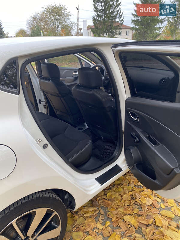 Хетчбек Renault Clio 2013 в Чорткові