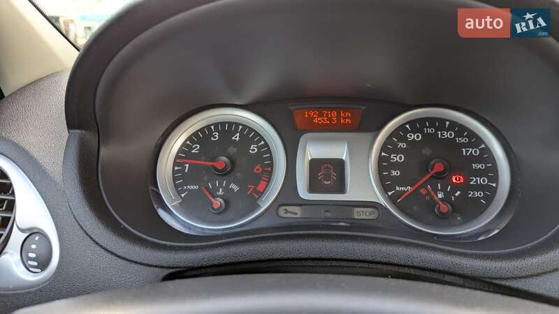 Универсал Renault Clio 2010 в Николаеве фото 15 Универсал Renault Clio 2010 в Николаеве