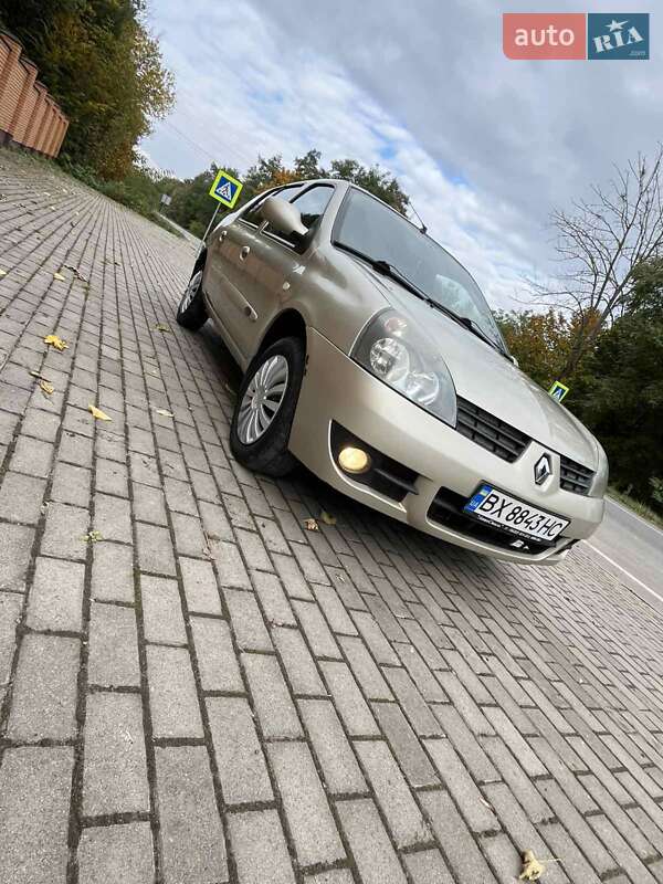 Седан Renault Clio 2007 в Красилове