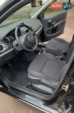 Універсал Renault Clio 2008 в  фото 7 Універсал Renault Clio 2008 в