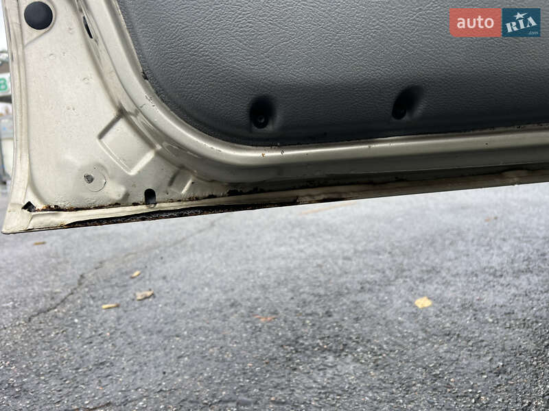 Седан Renault Clio 2008 в Києві