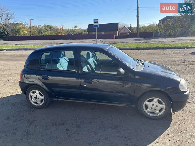 Renault Clio 2000 Renault Clio 2000