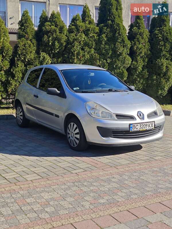 Хетчбек Renault Clio 2007 в Стрию фото 6 Хетчбек Renault Clio 2007 в Стрию