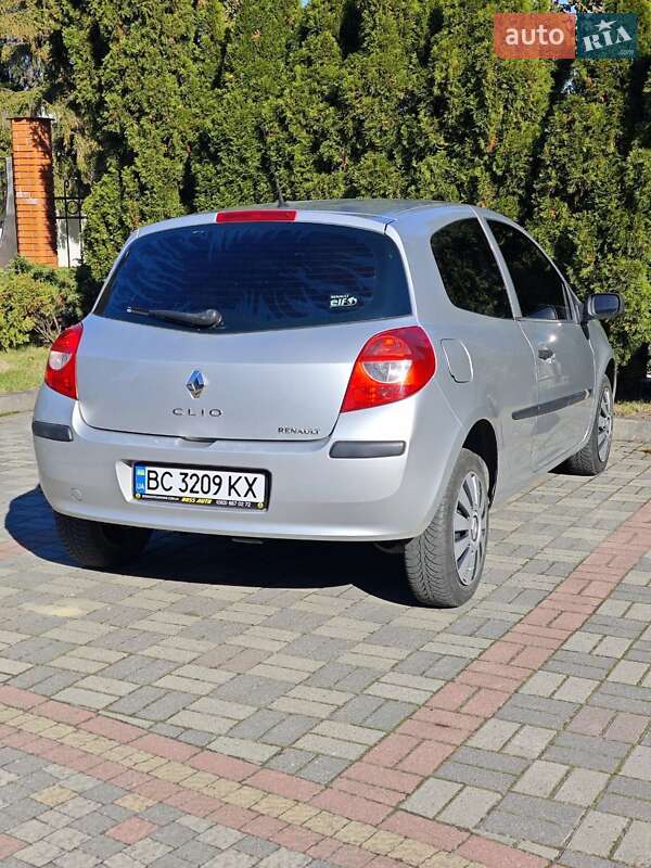 Хетчбек Renault Clio 2007 в Стрию фото 9 Хетчбек Renault Clio 2007 в Стрию