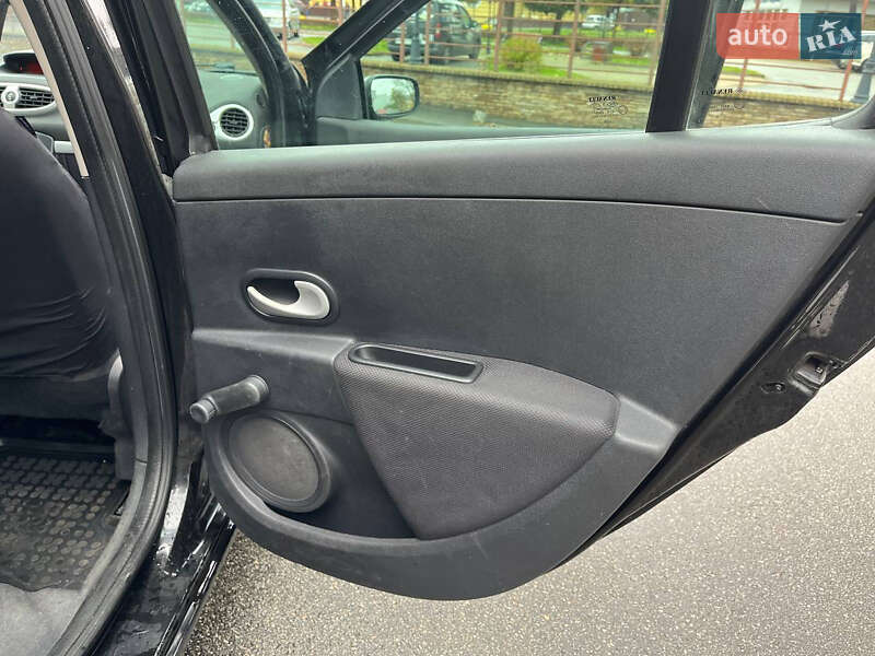 Універсал Renault Clio 2009 в Києві