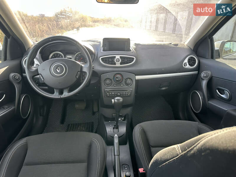 Универсал Renault Clio 2009 в Ивано-Франковске фото 5 Универсал Renault Clio 2009 в Ивано-Франковске