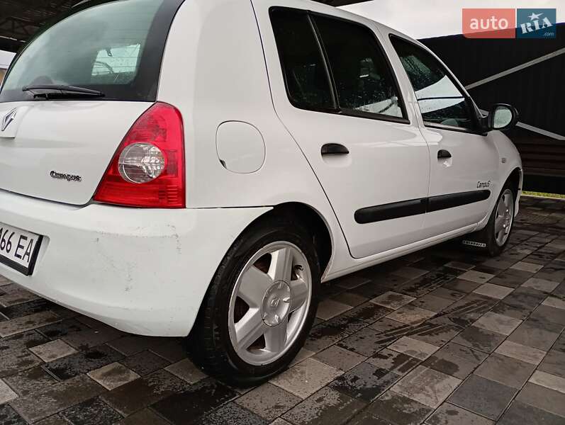 Хетчбек Renault Clio 2011 в Полтаві фото 4 Хетчбек Renault Clio 2011 в Полтаві