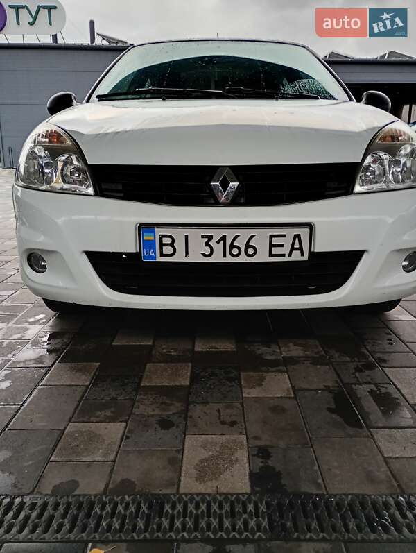 Хетчбек Renault Clio 2011 в Полтаві фото 11 Хетчбек Renault Clio 2011 в Полтаві