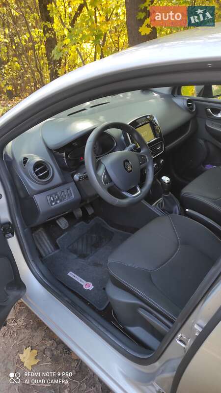 Хэтчбек Renault Clio 2017 в Луцке