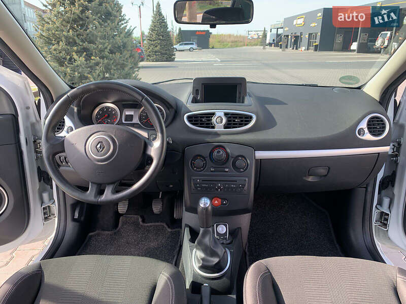 Универсал Renault Clio 2009 в Виннице фото 12 Универсал Renault Clio 2009 в Виннице