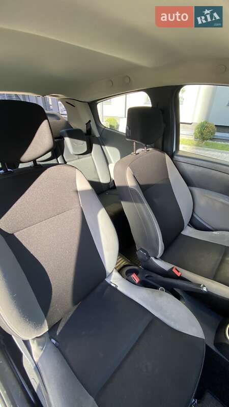 Хэтчбек Renault Clio 2012 в Ивано-Франковске