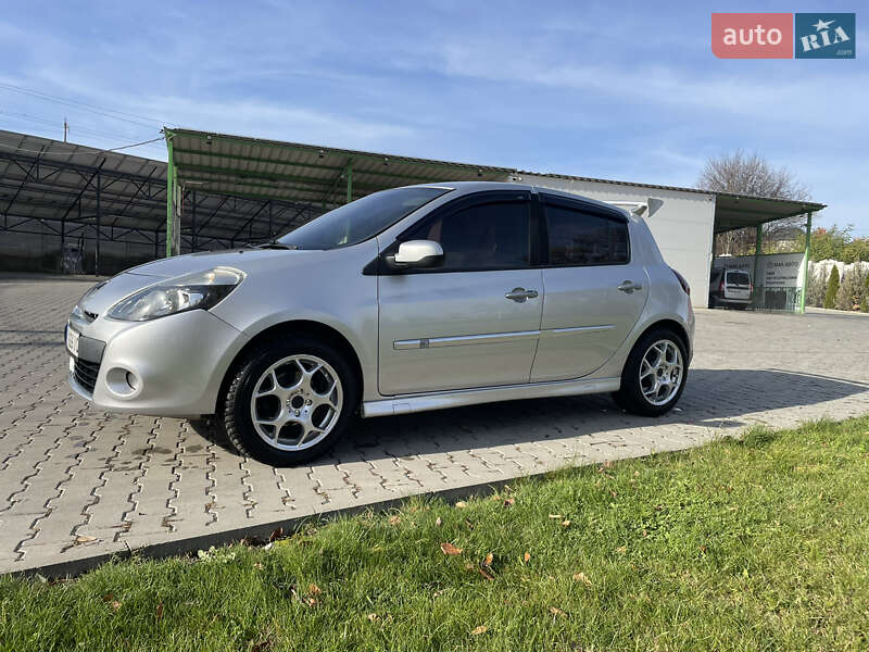 Renault Clio 2011 Renault Clio 2011