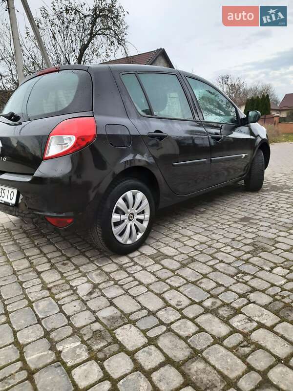 Хэтчбек Renault Clio 2011 в Львове фото 9 Хэтчбек Renault Clio 2011 в Львове