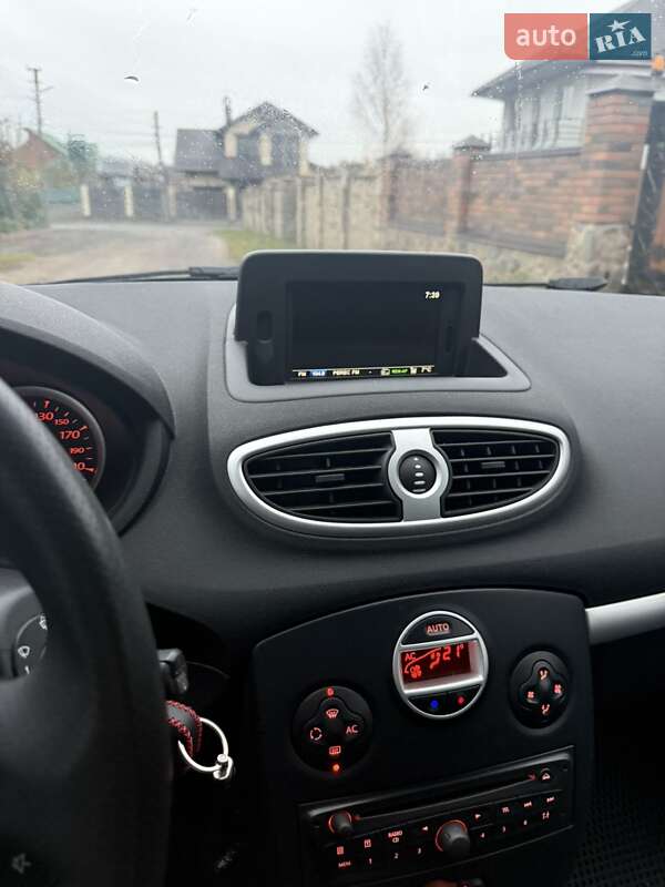 Хетчбек Renault Clio 2011 в Вінниці фото 19 Хетчбек Renault Clio 2011 в Вінниці