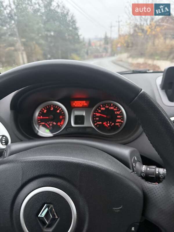 Хетчбек Renault Clio 2011 в Вінниці фото 31 Хетчбек Renault Clio 2011 в Вінниці