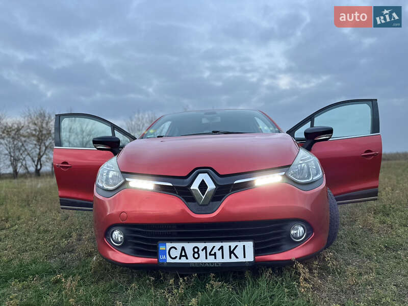 Хетчбек Renault Clio 2014 в Смілі