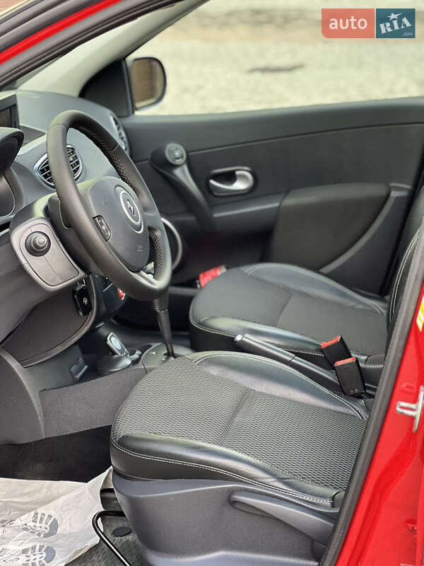 Універсал Renault Clio 2009 в Івано-Франківську фото 30 Універсал Renault Clio 2009 в Івано-Франківську