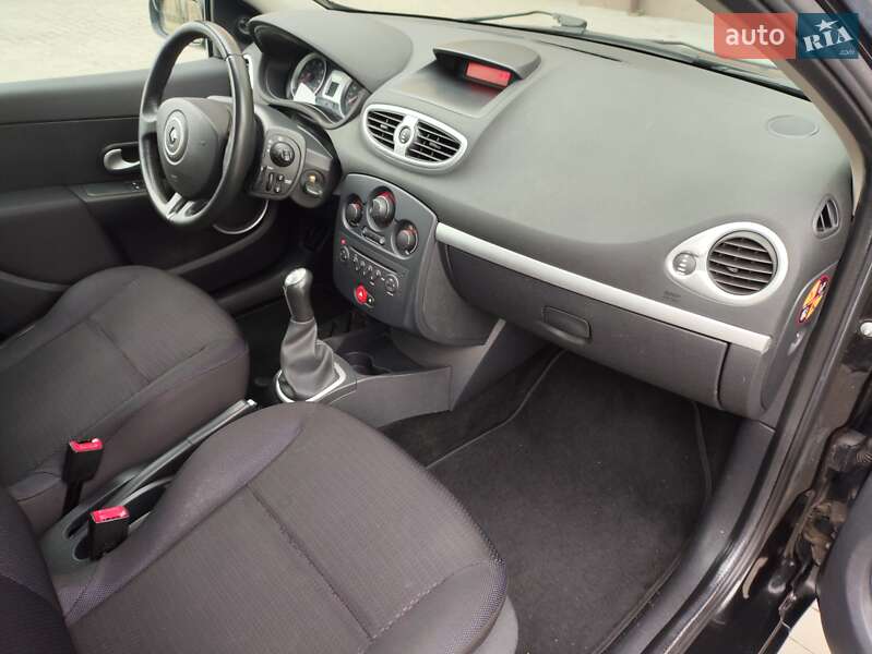 Універсал Renault Clio 2007 в Калуші фото 19 Універсал Renault Clio 2007 в Калуші