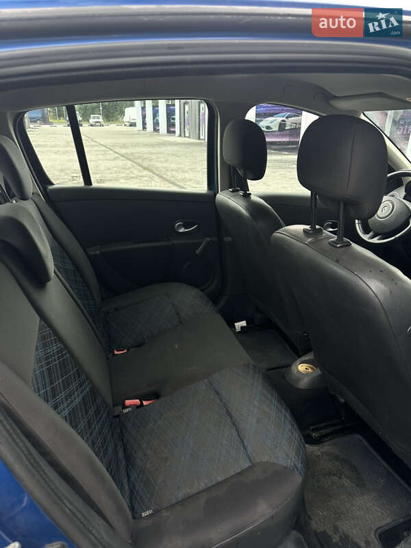 Хетчбек Renault Clio 2009 в Рівному фото 6 Хетчбек Renault Clio 2009 в Рівному