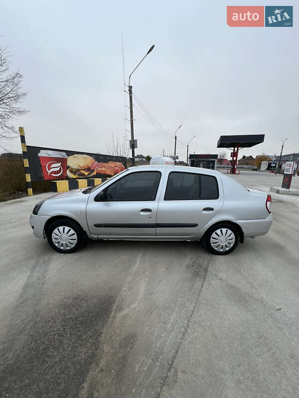 Седан Renault Clio 2007 в Виннице
