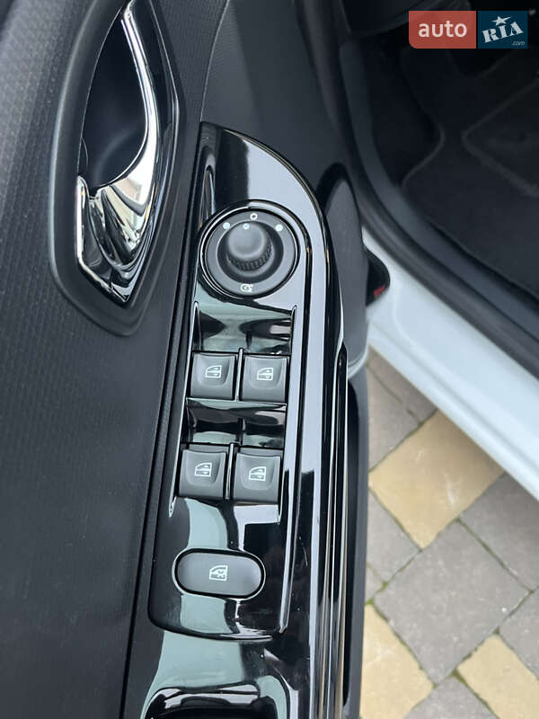 Универсал Renault Clio 2013 в Калуше фото 49 Универсал Renault Clio 2013 в Калуше