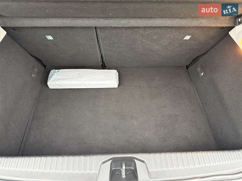 Хетчбек Renault Clio 2022 в Дніпрі