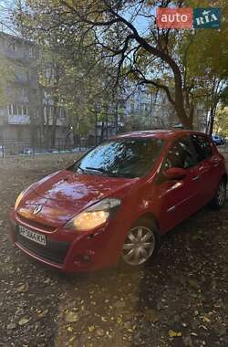 Хэтчбек Renault Clio 2012 в Запорожье