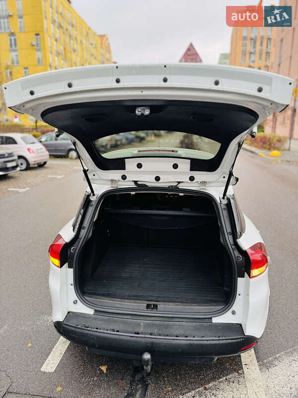 Універсал Renault Clio 2014 в Києві фото 10 Універсал Renault Clio 2014 в Києві