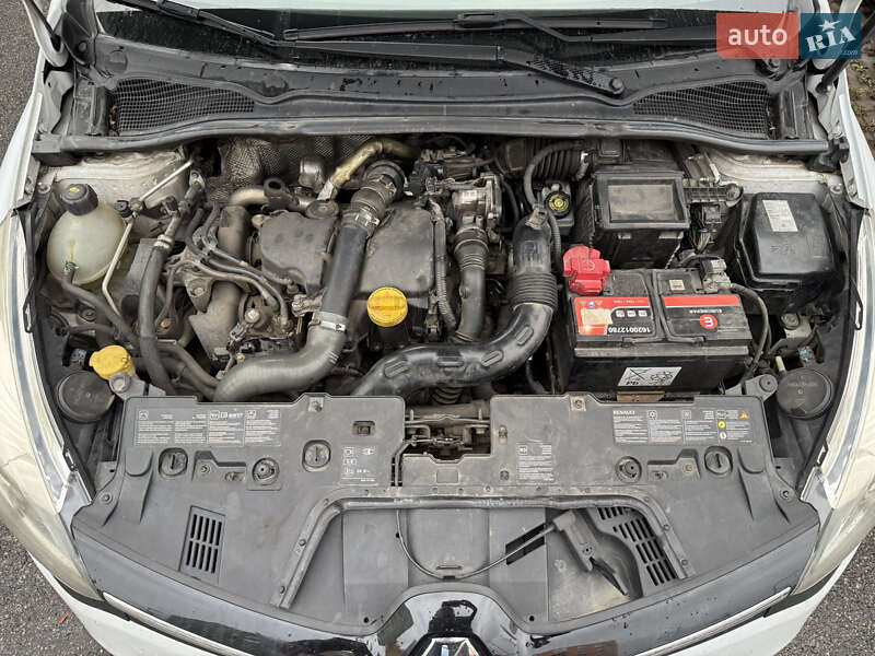 Універсал Renault Clio 2014 в Києві фото 15 Універсал Renault Clio 2014 в Києві