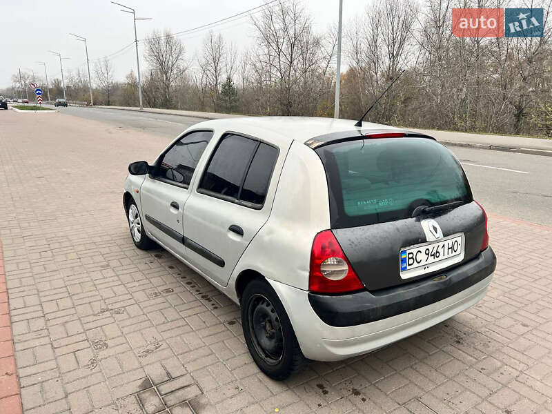 Хетчбек Renault Clio 2002 в Києві фото 13 Хетчбек Renault Clio 2002 в Києві