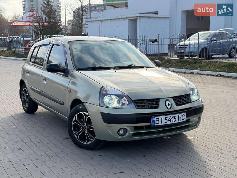Хетчбек Renault Clio 2003 в Сумах