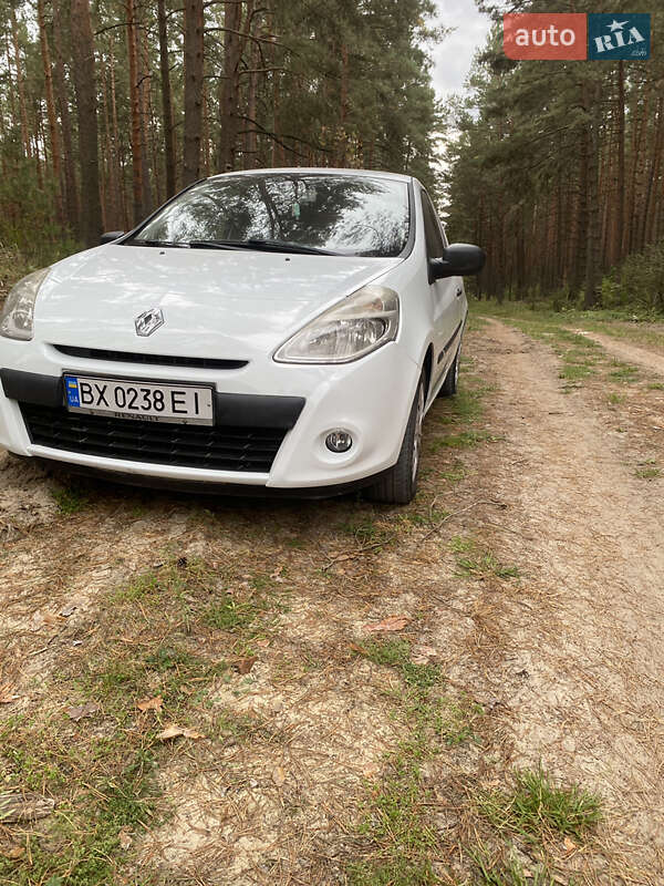 Renault Clio 2011 Renault Clio 2011